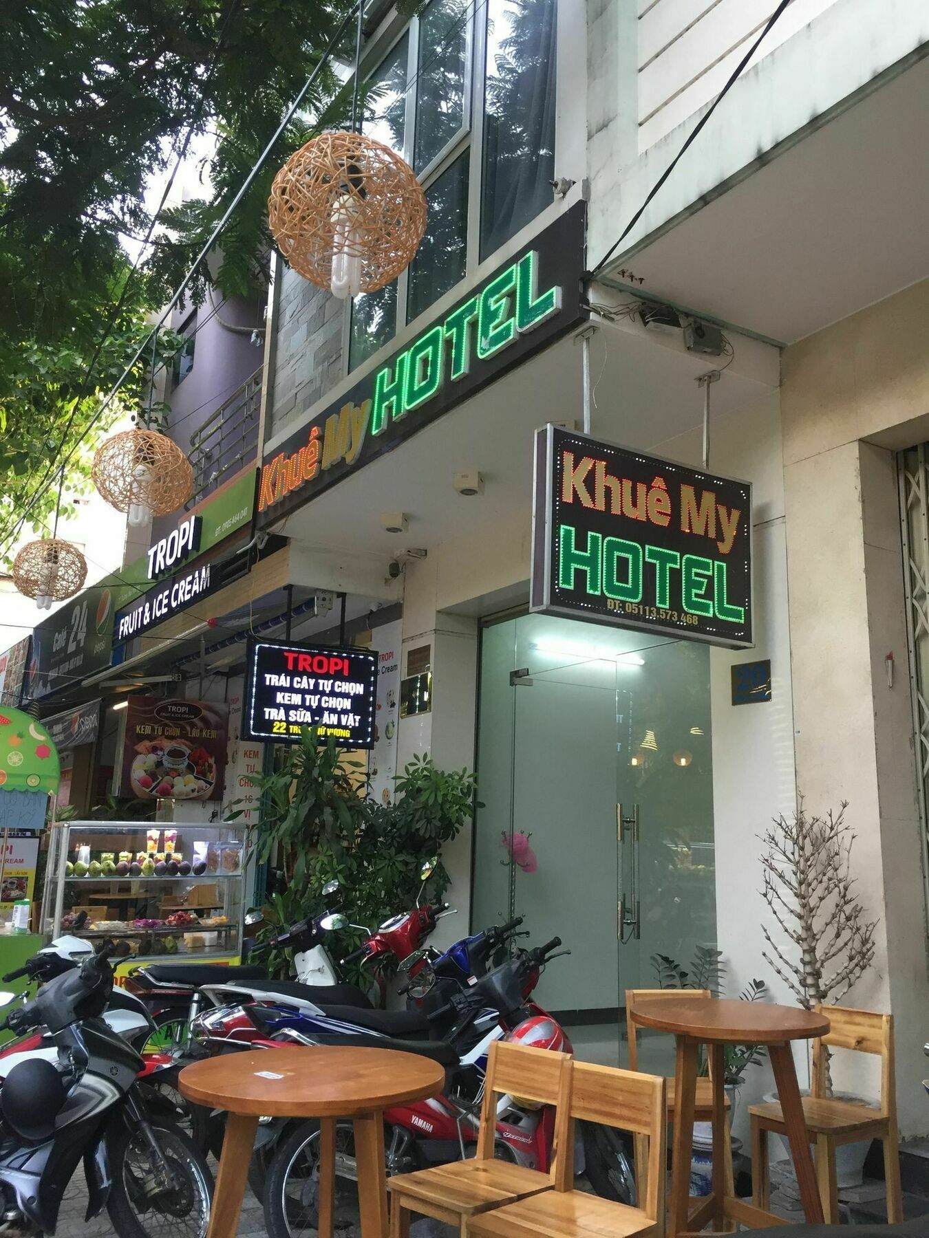 Khue My Hotel Da Nang Bagian luar foto
